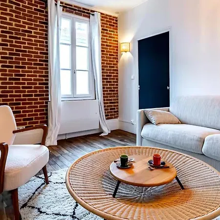 Gare - Cour Petite Loge