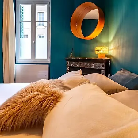 Gare - Cour Petite Loge 디종