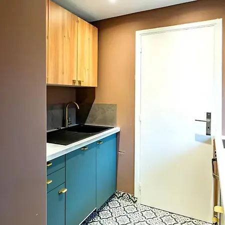 Gare - Cour Petite Loge Apartmán