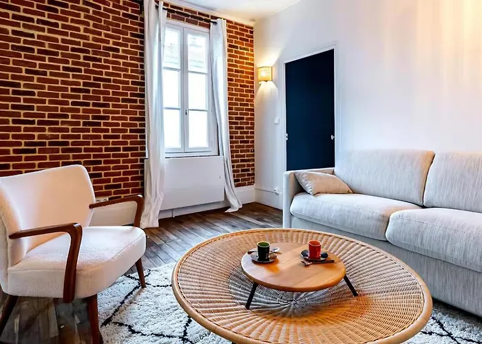 Gare - Cour Petite Loge